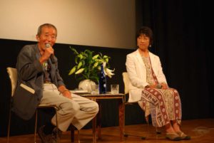 上映後、高野孝子と対談する龍村仁監督。70歳とは思えぬ元気さでした。